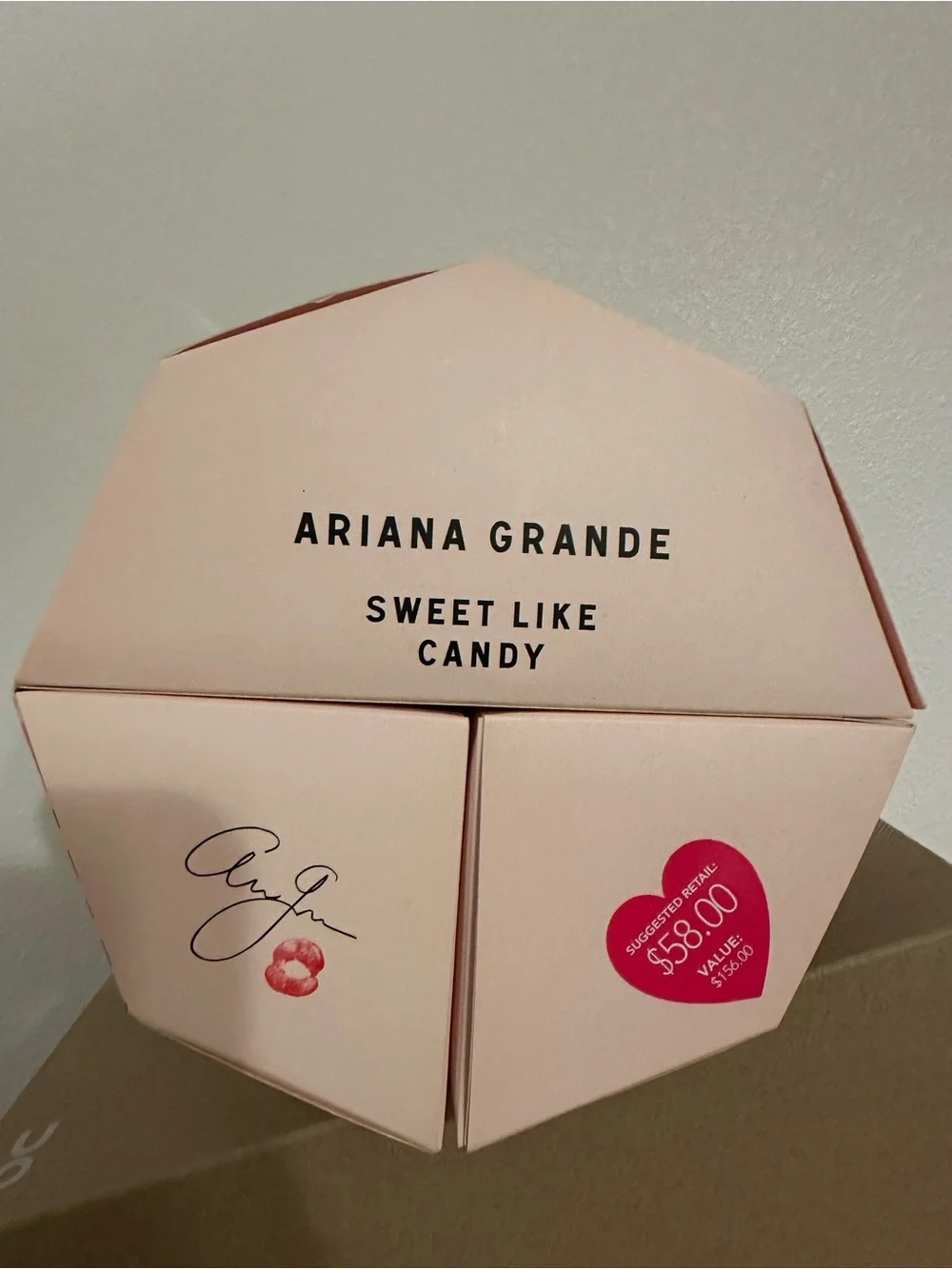 Ariana Grande Display Case in Pink and White